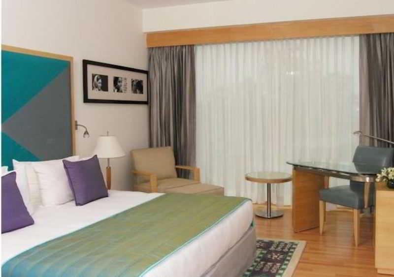 Taj Chandigarh Ngoại thất bức ảnh A room at the hotel
