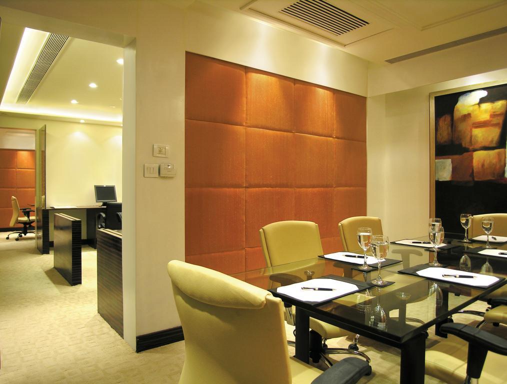 Taj Chandigarh Ngoại thất bức ảnh Meeting room at the Taj Mahal Palace, Mumbai